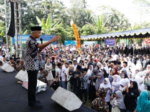 Ganjar Dorong Pelajar-Santri Wonosobo Kuasai Teknologi Digital