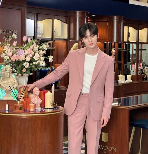 Hwang Minhyun/Foto: instagram.com/optimushwang Potret Hwang Minhyun pemeran dalam drama my lovely liar