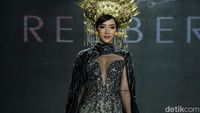 10 Gaya Ratu hingga Finalis Kontes Kecantikan Pakai Kebaya Pengantin Modern