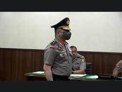 Penampakan Irjen Teddy Minahasa Berseragam Lengkap di Sidang Etik