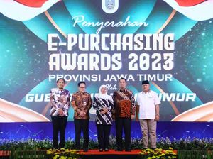 Khofifah Dorong Perluasan Serapan UMKM Lewat e-Purchasing Khofifah Dorong Perluasan Serapan UMKM Lewat e-Purchasing