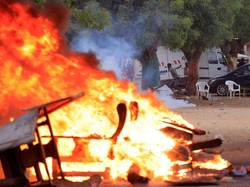 Senegal Tunda Pemilu, Larang Warganya Demo dan Blokir Akses Internet