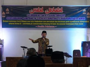 Saat Gubernur Jambi Joget-Nyanyi Ojo Dibandingke di Forum Ketua RT