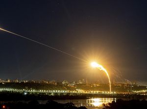 Ukraina Tembak Jatuh 30 Drone-Rudal Rusia di Wilayahnya Ukraina Tembak Jatuh 30 Drone-Rudal Rusia di Wilayahnya