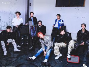 Stray Kids Pecahkan Rekor Pemesanan Album K-Pop Sepanjang Sejarah Stray Kids Pecahkan Rekor Pemesanan Album K-Pop Sepanjang Sejarah