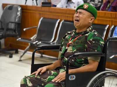 Tangis Oknum TNI Pembawa Sabu saat Divonis Seumur Hidup