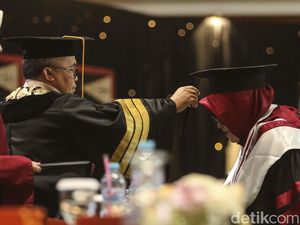 356 Mahasiswa Usahid Diwisuda