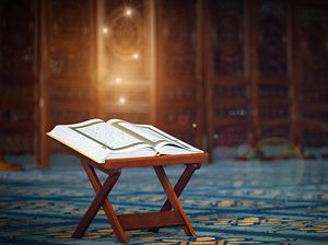 Ayat Kursi Lengkap: Bacaan Arab, Latin dan Artinya Ayat Kursi Lengkap: Bacaan Arab, Latin dan Artinya