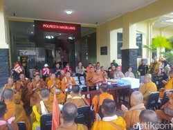 Mukjizat! Biksu Thudong Kecelakaan di Malaysia Akhirnya Bisa Ikut ke Borobudur