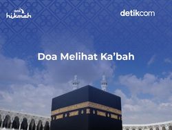 Doa Melihat Kabah di Masjidil Haram