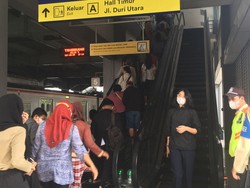 Kenapa Eskalator Stasiun KRL Sering Mati? Begini Penjelasan Pihak Kemenhub