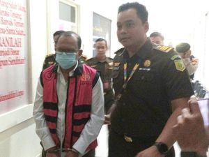Respons Ketua DPRD Siak Soal Kasatpol PP Pungli Demi Ikut Turnamen Sepakbola Respons Ketua DPRD Siak Soal Kasatpol PP Pungli Demi Ikut Turnamen Sepakbola