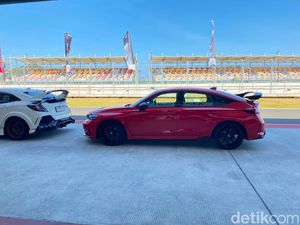 Pemesanan Civic Type R Disetop, Nggak Takut Jadi Bahan Gorengan? Pemesanan Civic Type R Disetop, Nggak Takut Jadi Bahan Gorengan?