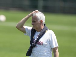 Mourinho Enggan Bahas Depan, Fokus Final Liga Europa