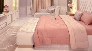 7 Potret Kamar Impian Fuji yang Akhirnya Terwujud, Serba Pink