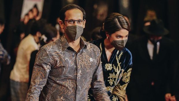 Kena Isu Anak Dibaptis, Ini Potret Harmonis Nadiem Makarim dan Istri yang Beda Agama
