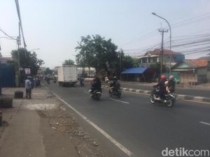 Jadi Korban Tabrak Lari Truk di Bekasi, Ibu Tewas dan Anaknya Luka-luka Jadi Korban Tabrak Lari Truk di Bekasi, Ibu Tewas dan Anaknya Luka-luka