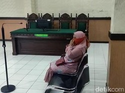 Masriah Penyiram Tinja Ditahan di Kejari Sidoarjo Usai Divonis 1 Bulan Bui