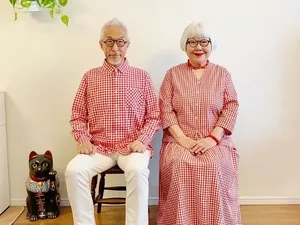 Couple Goals, Pasangan Menikah 43 Tahun Foto Pakai Baju Serasi Tiap Hari
