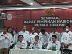 Relawan Rumah Jokowi Deklarasi Dukung Ganjar, Tak Setuju Prabowo Cawapresnya