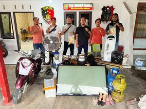 Remaja Bobol Rumah Warga di Pangkalpinang untuk Modal Judi Ditangkap Remaja Bobol Rumah Warga di Pangkalpinang untuk Modal Judi Ditangkap