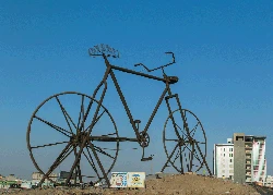 Sepeda Nabi Adam di Jeddah yang Viral di TikTok hingga Jadi Meme