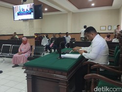 Penyiram Air Seni-Tinja ke Rumah Tetangga Divonis Sebulan Penjara