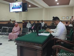 Masriah Penyiram Tinja dan Kencing ke Rumah Tetangga Divonis 1 Bulan Penjara