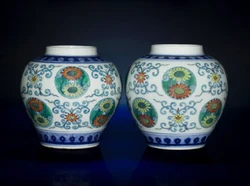 Vas Bunga Ini Laku Terjual Rp 1,1 Miliar, Apa Istimewanya?