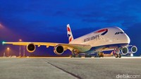 13 Jam Bersama Jenazah, Penerbangan British Airways Bau Busuk