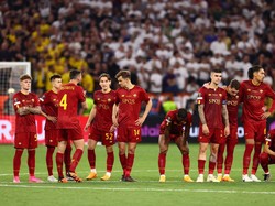 Roma Dikritik Legendanya: Melempem & Tak Bertenaga!