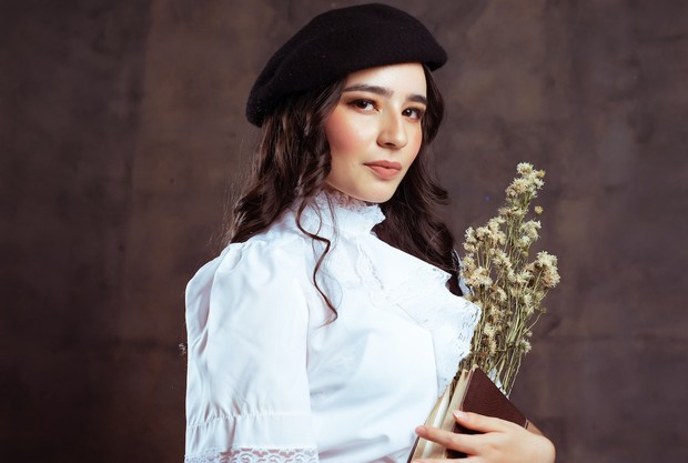 Bulan yang penuh keberuntungan/Foto: Pexels.com/Josue Velasquez Woman