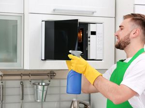 Gampang! Begini Cara Bersihkan Microwave Pakai Cuka Putih Gampang! Begini Cara Bersihkan Microwave Pakai Cuka Putih
