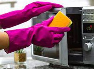 3 Cara Membersihkan Microwave Sendiri di Rumah