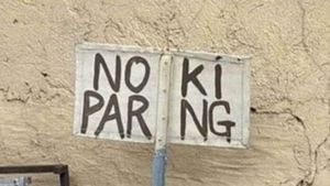 Kumpulan Desain Nyeleneh yang Bikin Bingung Bacanya