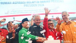 Ganjar Resmikan Rumah Aspirasi Relawan