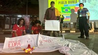 Kegiatan bertajuk ‘Menolak Lupa Piala Dunia U-20 2023’ dihadiri ratusan suporter dari berbagai fans klub sepak bola di Jabodetabek, perwakilan suporter Selangor FC Malaysia serta akademisi FAPSI. 