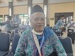 Cerita Meselan, Pedagang Tempe yang Rutin Nabung Hingga Bisa Naik Haji