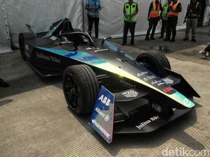 Melihat Unboxing Mobil Formula E Gen 3 Melihat Unboxing Mobil Formula E Gen 3