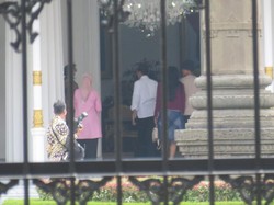 Hari Pertama Long Weekend, Jokowi Tiba di Gedung Agung Jogja