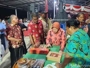 Cara Mensos Risma Mentrigger Biak Numfor Naik Kelas Cara Mensos Risma Mentrigger Biak Numfor Naik Kelas