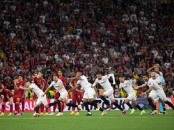 Mourinho, Roma, dan Sevilla Layak Dihukum