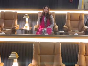 Sisca Kohl Jajal Bioskop yang Pernah Dipakai BTS, Rp 7 Juta Sekali Nonton! Sisca Kohl Jajal Bioskop yang Pernah Dipakai BTS, Rp 7 Juta Sekali Nonton!