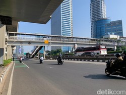 Long Weekend, Warga Senang Lalin di Jl Gatot Subroto Lengang