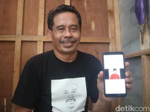 Masih Ingat Capres Dildo Nurhadi? Begini Nasibnya Sekarang Masih Ingat Capres Dildo Nurhadi? Begini Nasibnya Sekarang