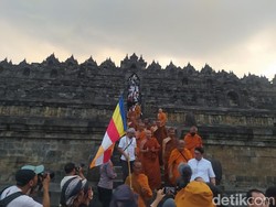 Berjalan dari Thailand, Biksu Thudong Akhirnya Sampai ke Borobudur