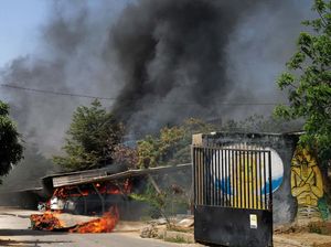 Pecah Kericuhan Berdarah di Senegal Usai Tokoh Oposisi Dijebloskan ke Bui Pecah Kericuhan Berdarah di Senegal Usai Tokoh Oposisi Dijebloskan ke Bui