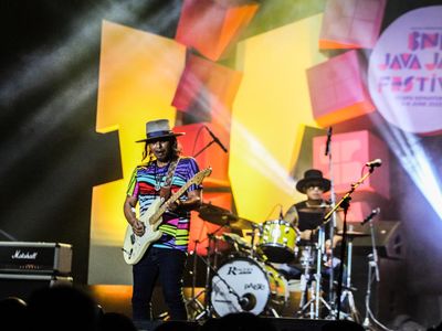 Gugun Blues Shelter Gebrak Panggung BNI Java Jazz Festival 2023