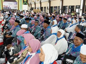 Debarkasi Palembang Siapkan Jalur Tanpa Antre untuk Lansia