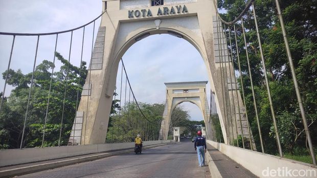 Jembatan Perum Araya Kota Malang tempat pembunuhan pemuda